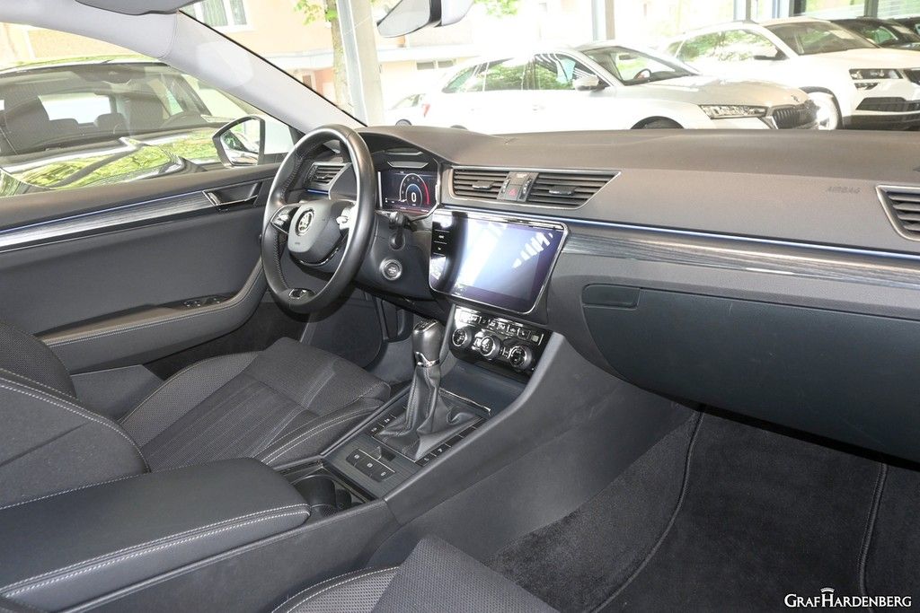 Skoda Superb Combi 2.0 TDI 110 KW (150 PS) DSG Style foto 9