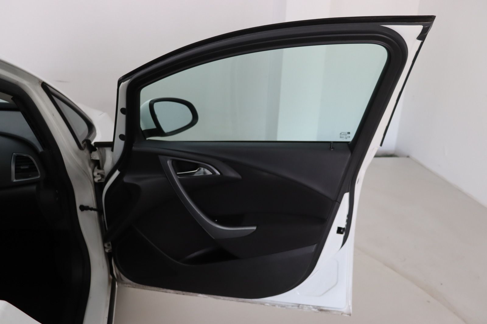 Fahrzeugabbildung Opel Astra Sports Tourer 1.4 ecoFLEX FUN