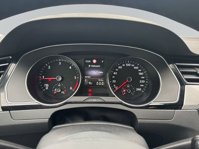 Passat Variant 2.0 TDI DSG BUSINESS AHK+RFK+NAVI