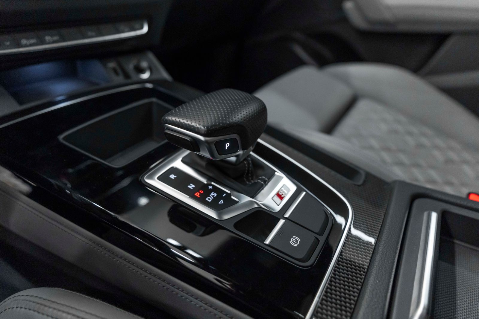 Fahrzeugabbildung Audi SQ5 Sportback 3.0L TFSI ACC 360° LED PANO MEMORY