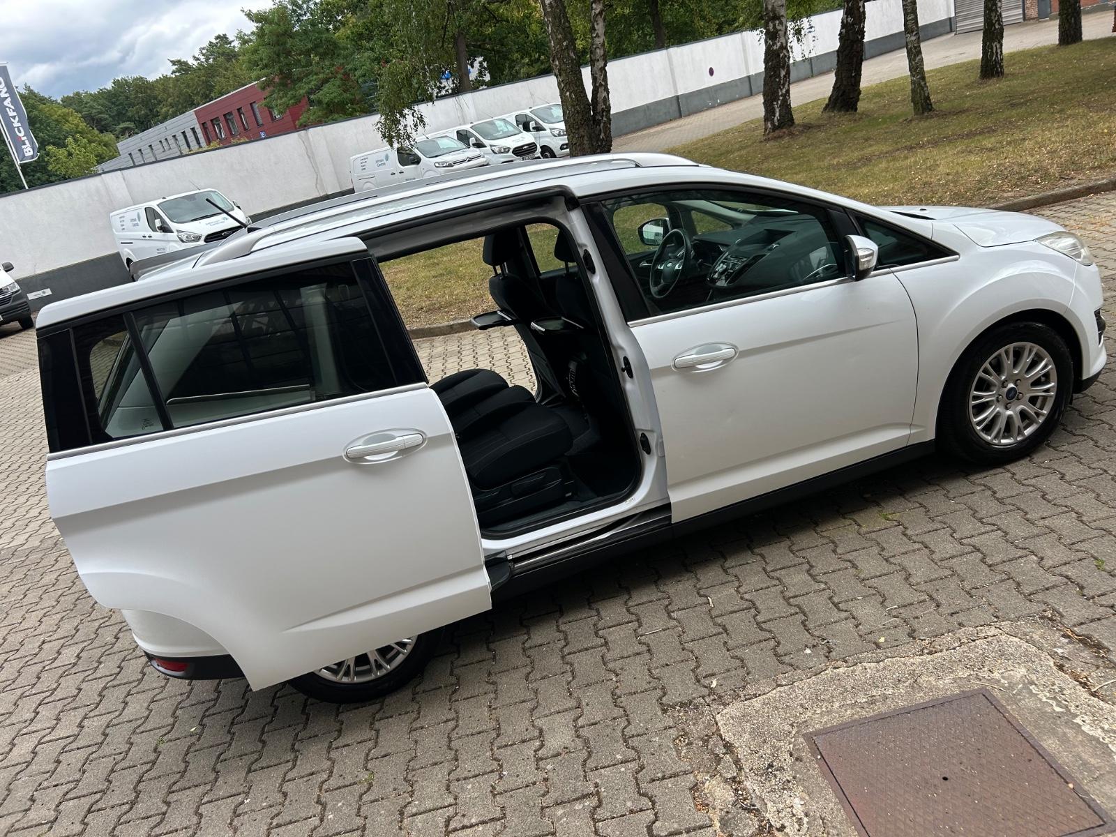 Ford Grand C-Max  Titanium*Zahnriemen Inspektion NEU