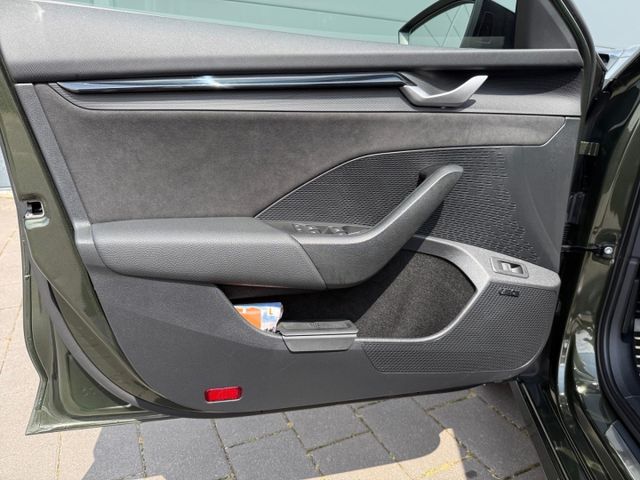 Octavia Combi 2.0 TSI (265PS) DSG, Pano,AHK,Kame