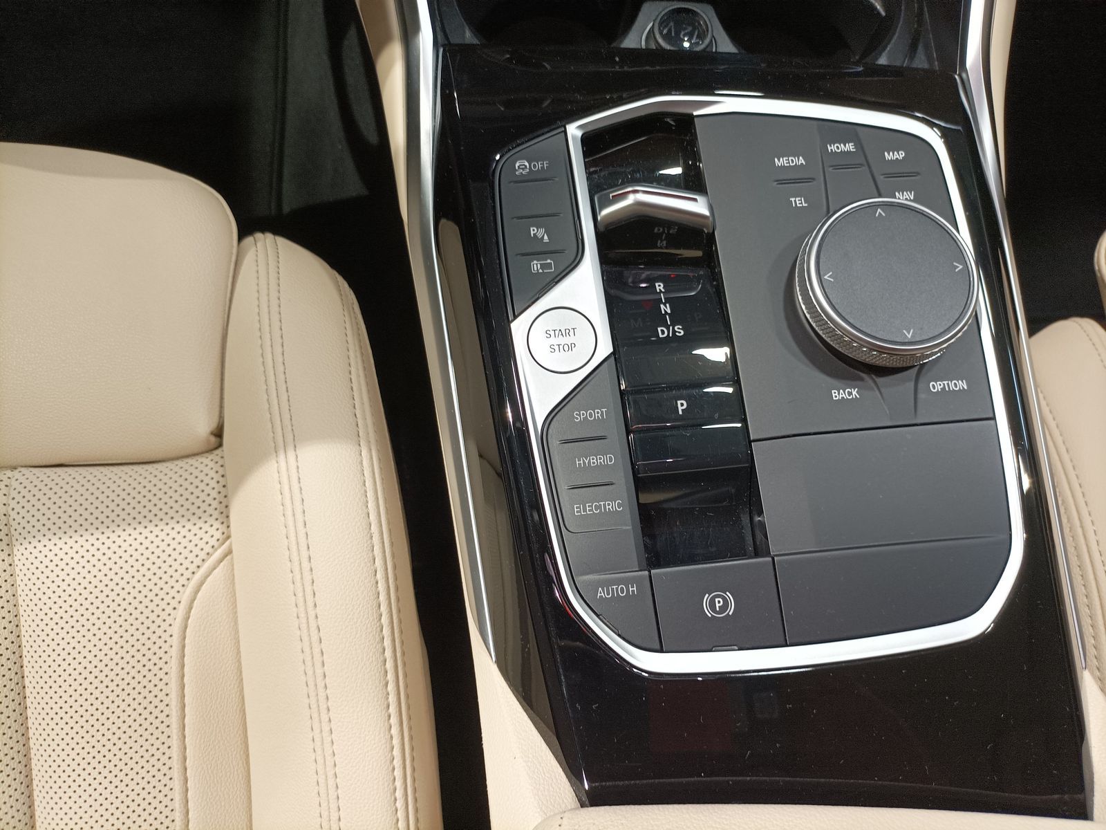 BMW 320e  LED|Navi|Sitzheiz|Kamera foto 12