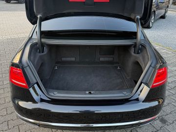 Audi A8 - 11