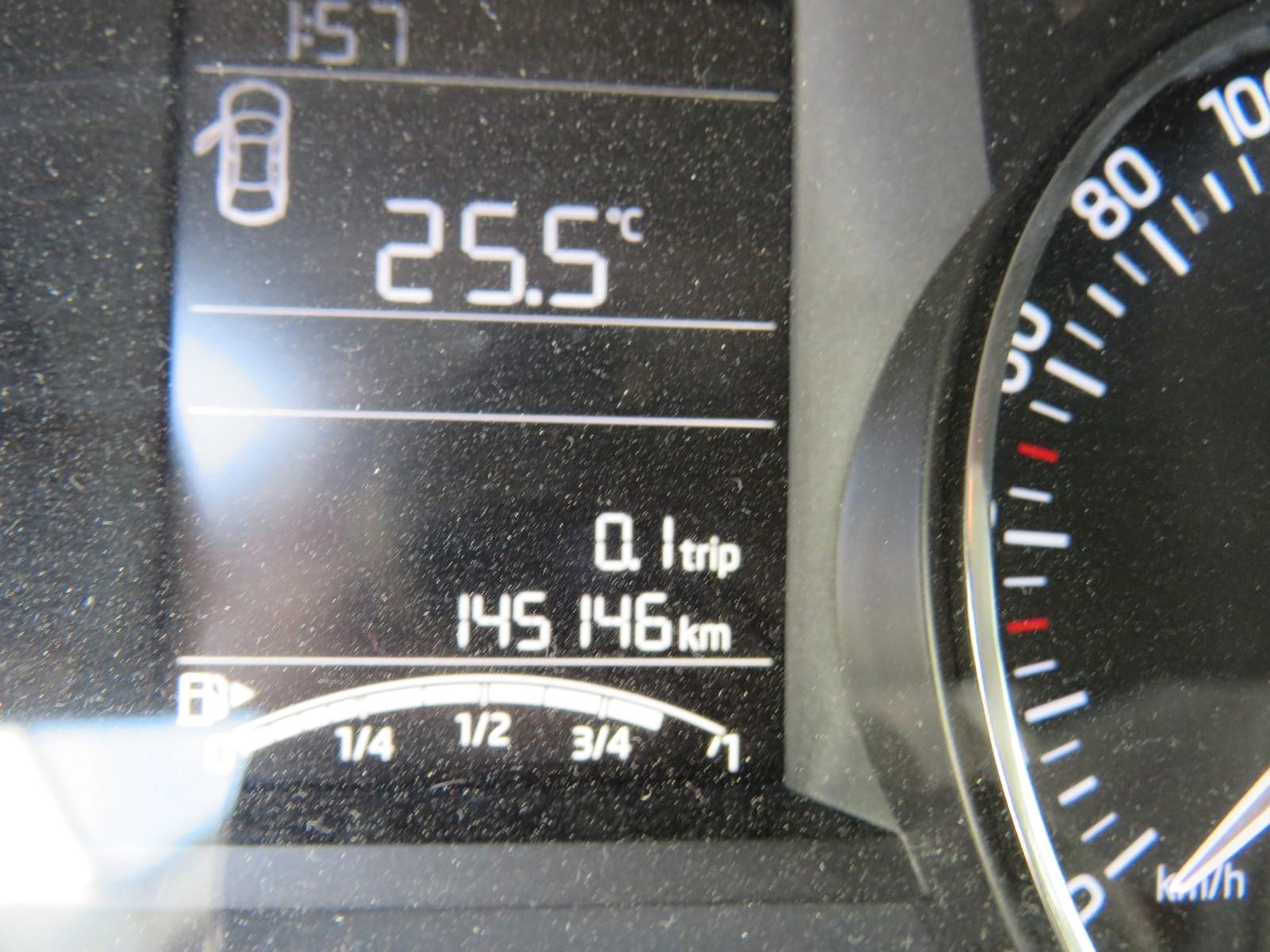 Skoda Rapid 2015 — photo 7