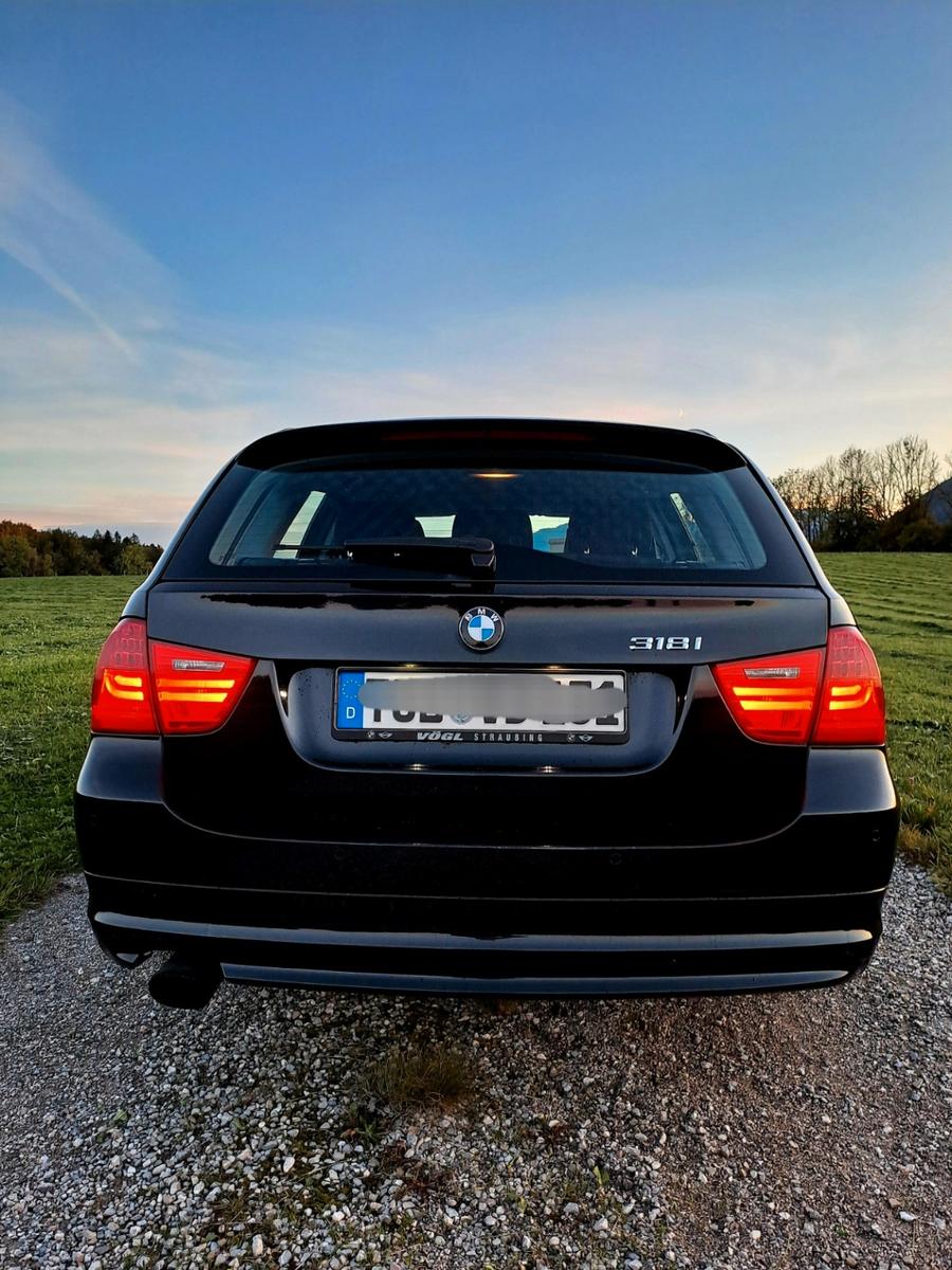 BMW 318 2012 — photo 6