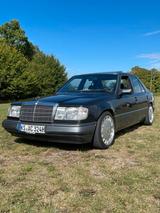 Mercedes-Benz Mercedes W124, 300E 24v - Mercedes-Benz 300: W124 300e