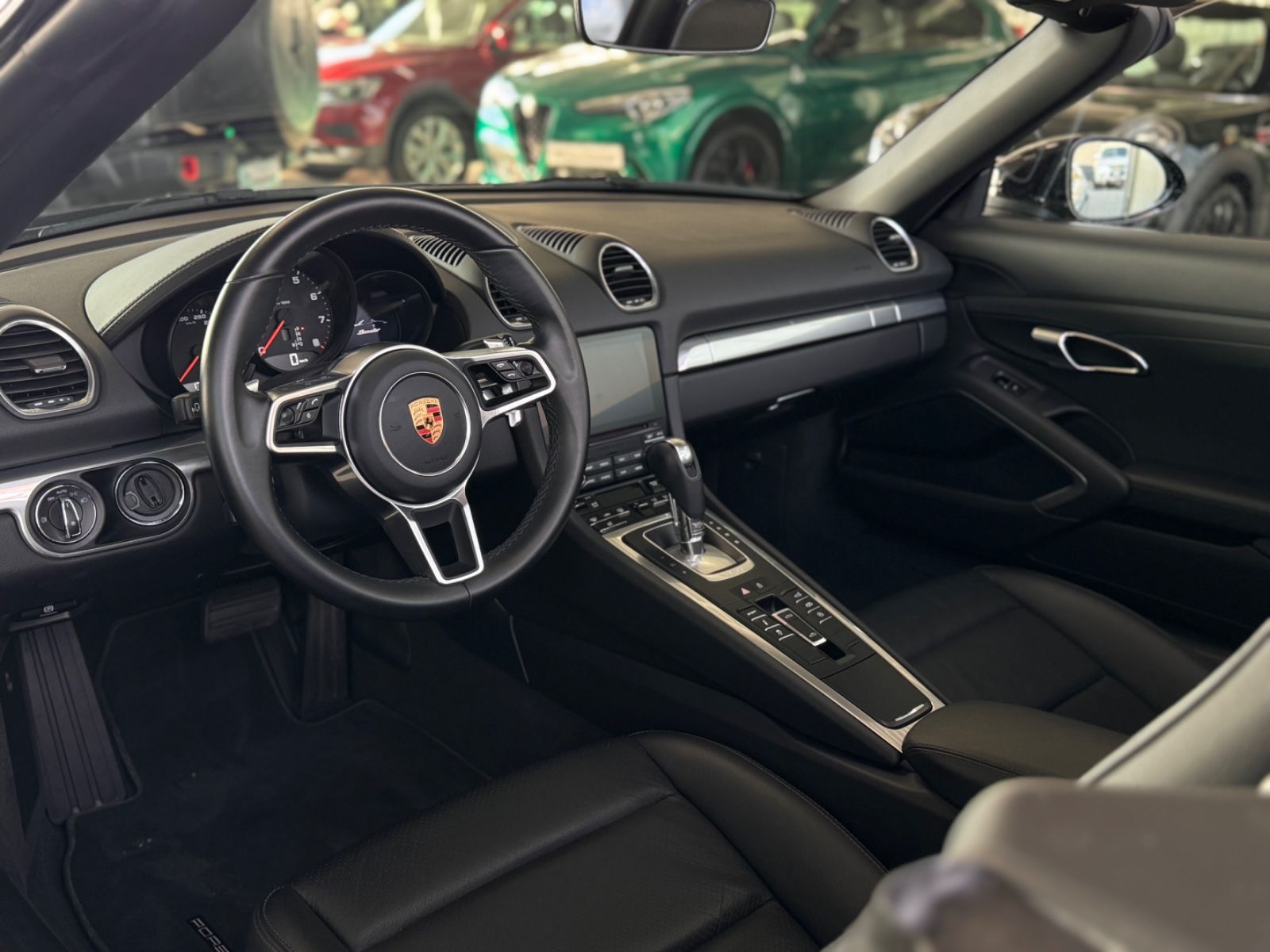 Fahrzeugabbildung Porsche 718 Boxster 2.0 "Bi-Xenon PASM Sport-Auspuff"
