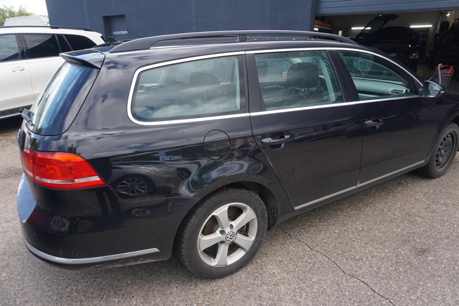 Volkswagen Passat 2013 — photo 8