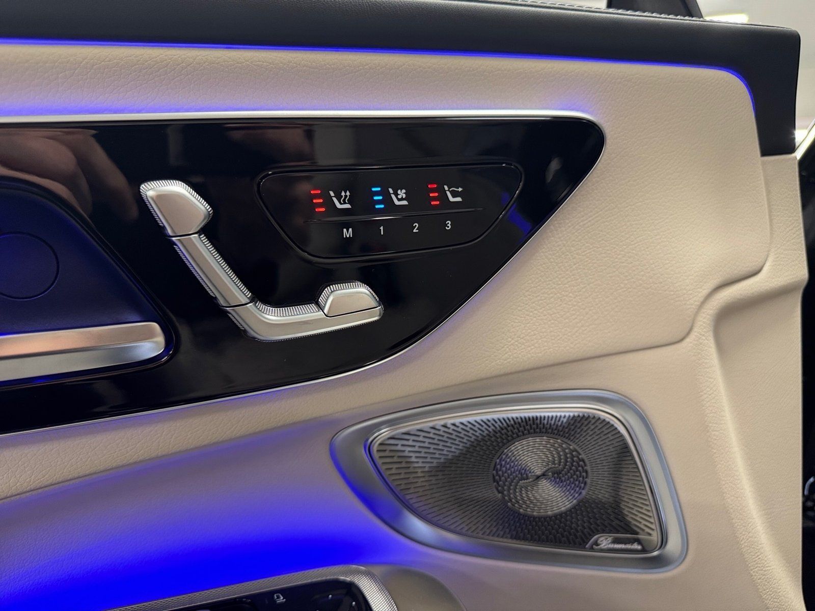 Fahrzeugabbildung Mercedes-Benz CLE 53 4M+ AMG Cabrio*AHK*360*Distronic*DigitalL