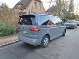 Volkswagen VW Multivan T7, EZ 04/24, 3 Jahre Werksgarantie - VW T7 Multivan von privat