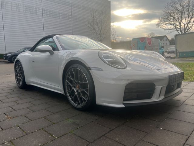 Porsche 992  Cabrio Mod.2025+Sport Design+NP ca. 180.00