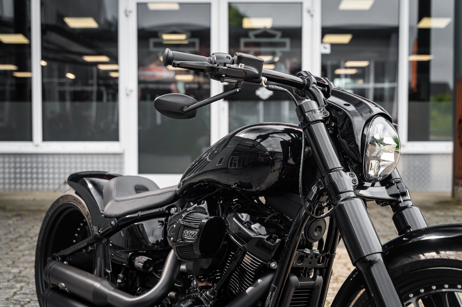 Fahrzeugabbildung Harley-Davidson FXBR Breakout 117 - Custom Umbau by HD-Kiel