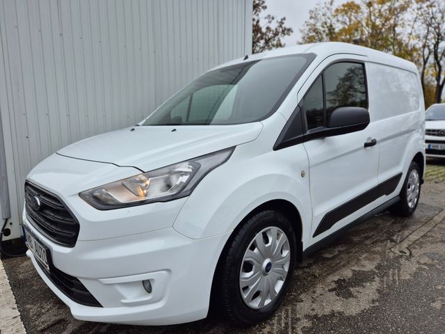 Ford Transit Connect 200 L1 S&S Auto8G Navi PDC Klima