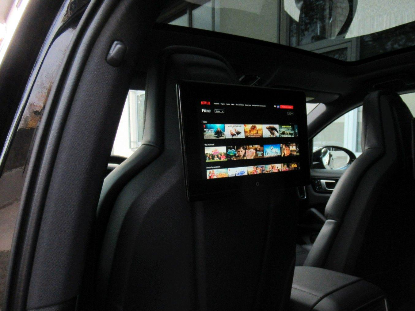 Porsche NEW COUPE 3xTV HEAD SPORTSITZ+ SOFT 4C BELÜF+22
