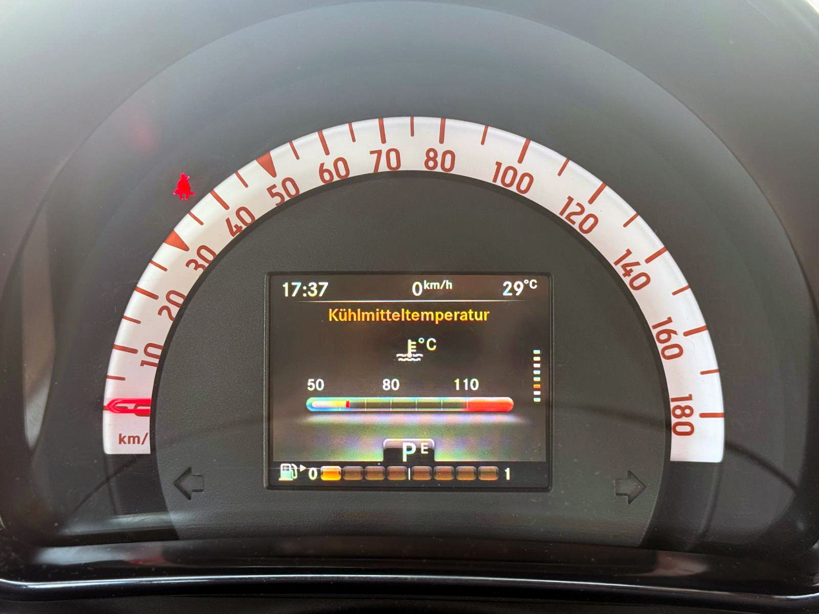Fahrzeugabbildung Smart ForFour Automatik PDC SHZ Klimaautomatik Alu