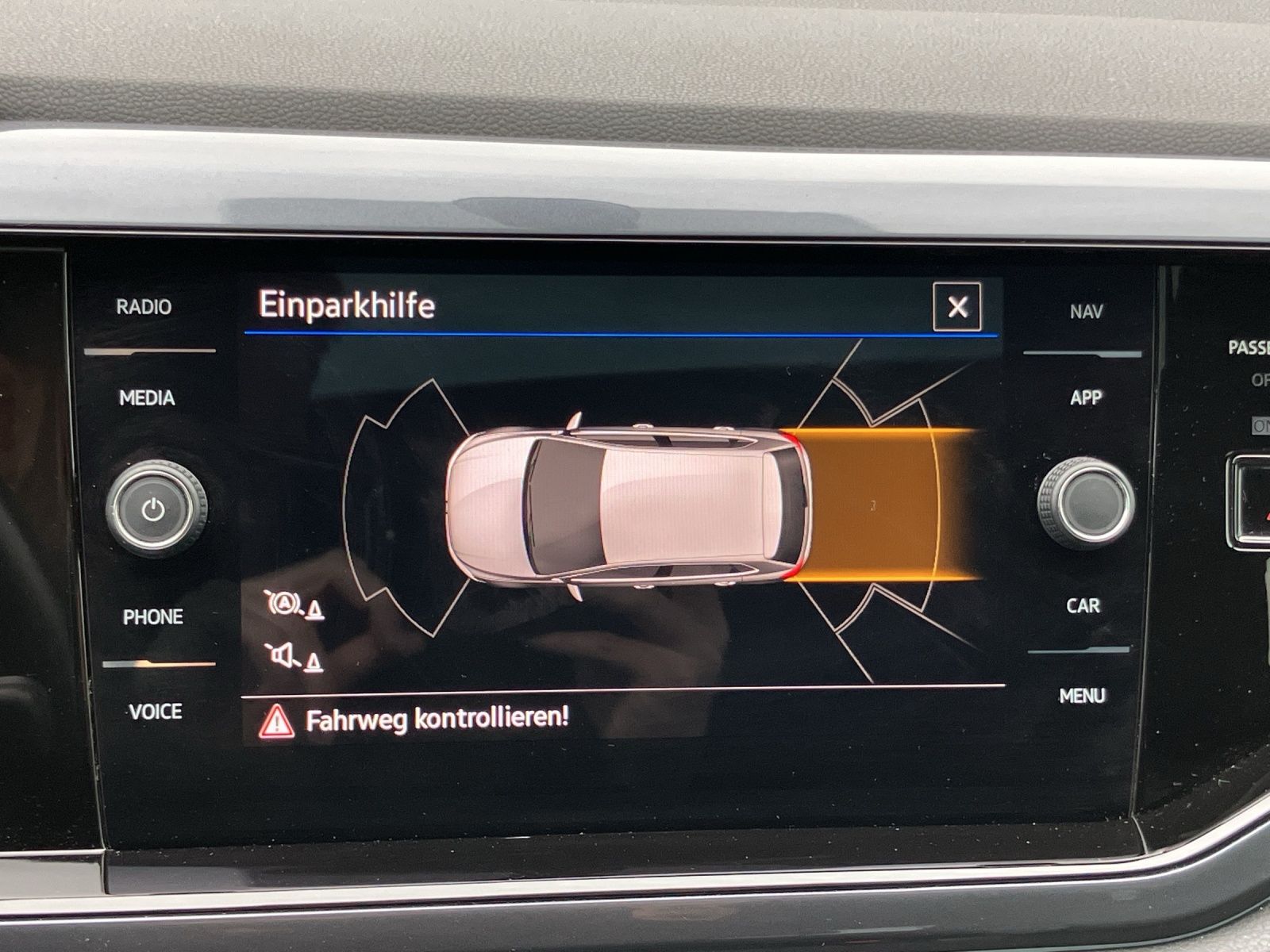 Fahrzeugabbildung Volkswagen Polo R-Line TSI LED ACC PANO SHZ PDC Navi Klima