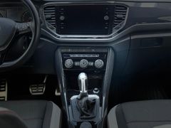 VW T-Roc Sport 4Motion/ DAB+/ NAVIGATION/ DCC/ LED VW T-Roc Sport 4Motion/ DAB+/ NAVIGATION/ DCC/ LED
