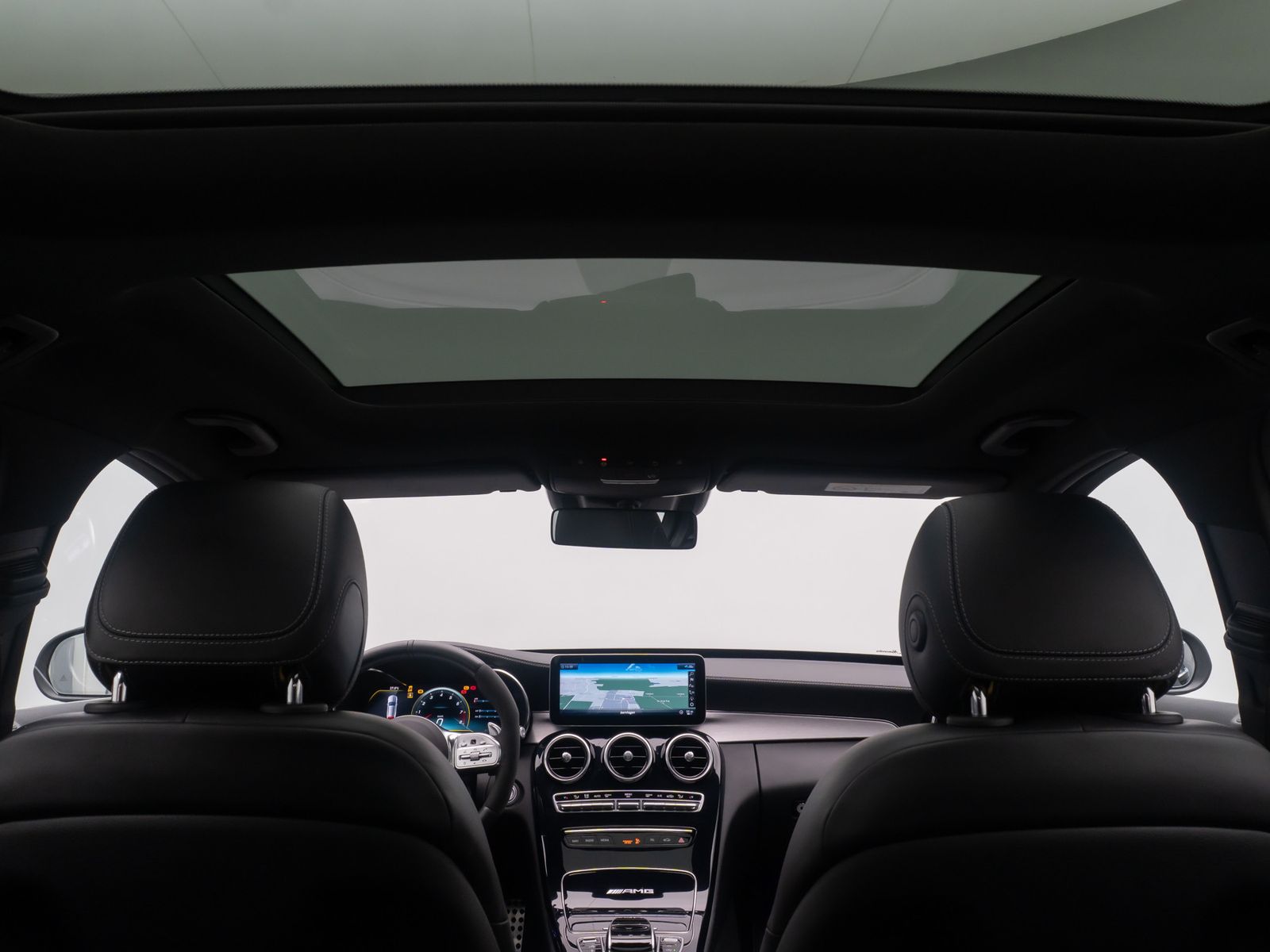 Fahrzeugabbildung Mercedes-Benz C 63 AMG Panorama DAB Burmester Komfort Voll