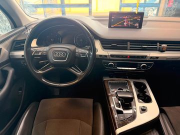 Audi Q7 - 11