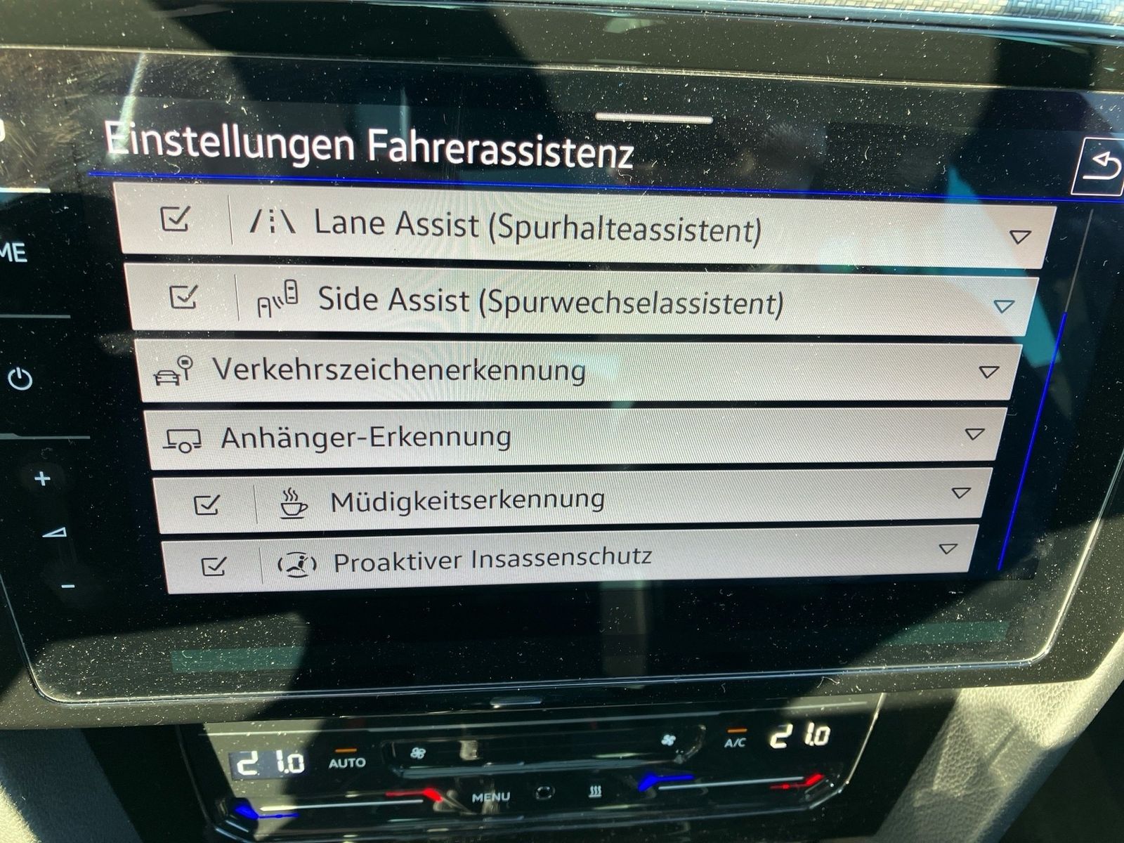 Volkswagen Passat Variant - Bild 15