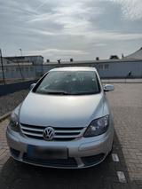 Volkswagen Auto volkswagen golf p - Volkswagen Golf aus 2005: Kombi