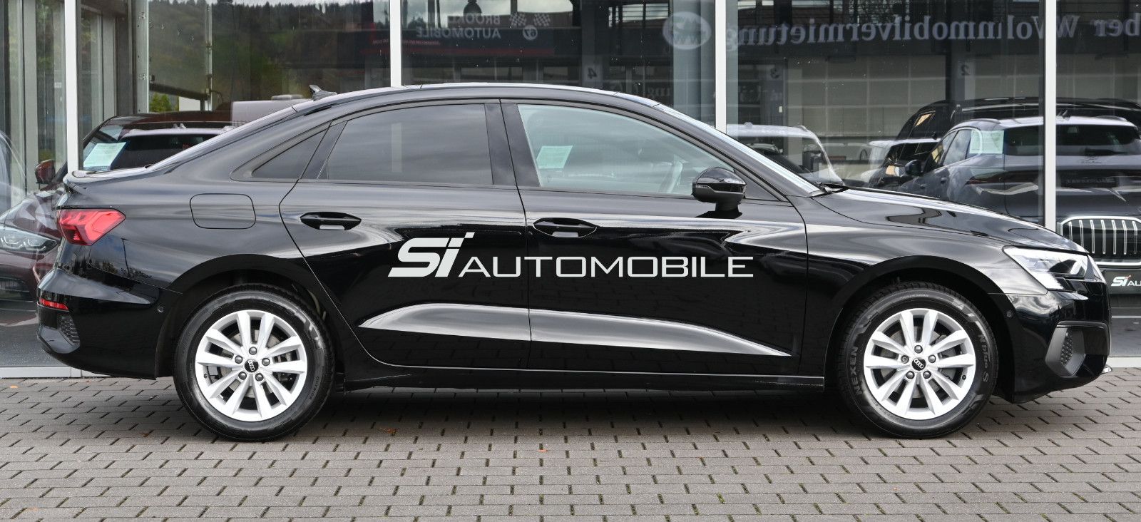 Fahrzeugabbildung Audi A3 35 TFSI S tro. Limousine °ACC°PANO°HEAD-UP°