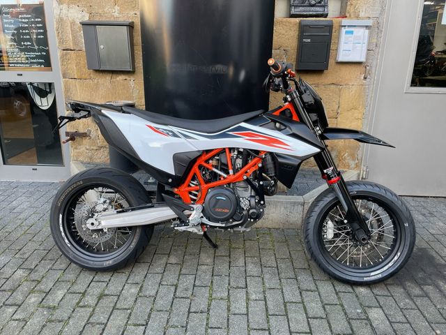 KTM 690 SMC R !Top Gebrauchtfahrzeug!