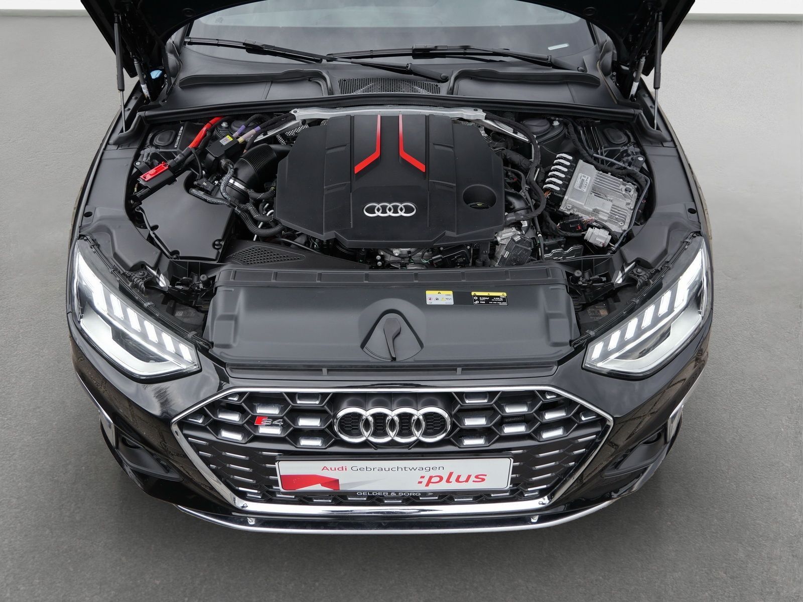 Audi S4 - Bild 18
