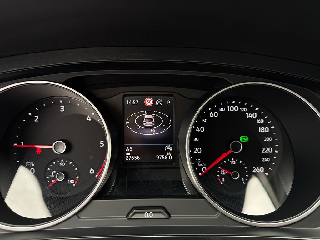 Tiguan 2.0 TDI DSG *NAVI*KEYLESS*REARVIEW*