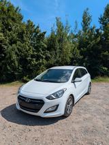 Hyundai i30 blue 1.6 CRDi 81kW Style Style - Hyundai i30: Crdi Style