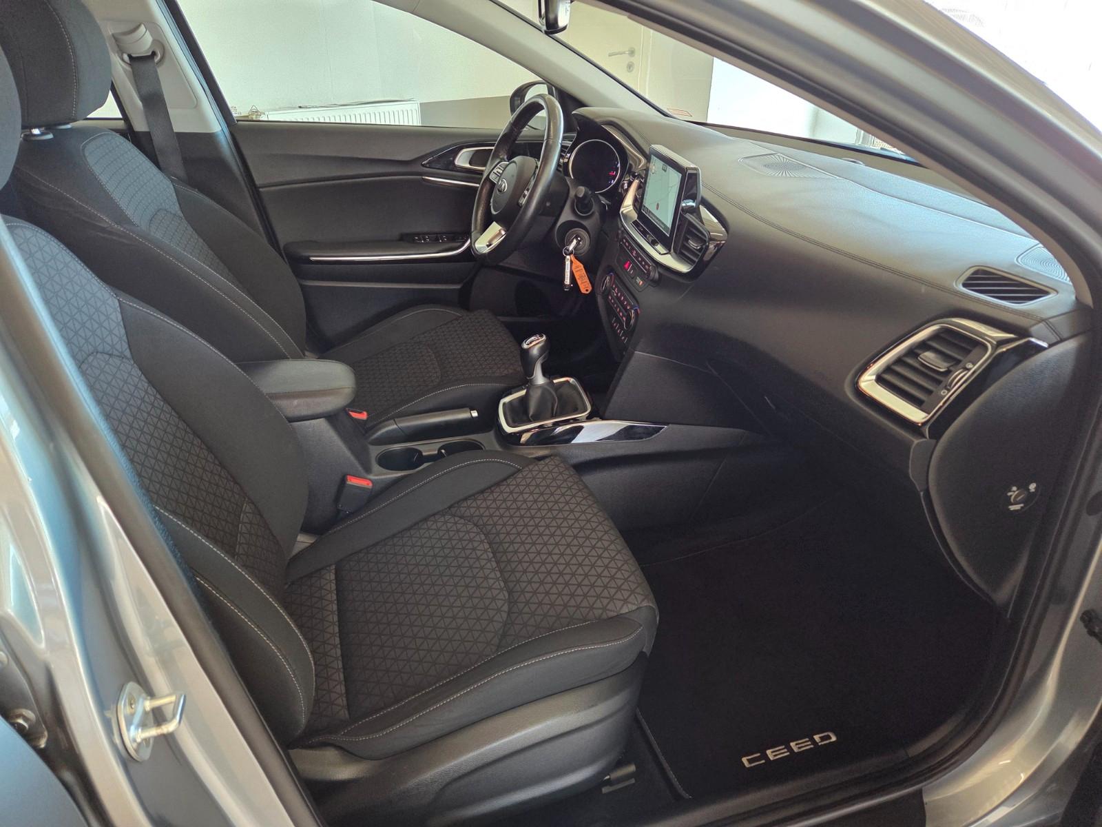 Kia cee'd / Ceed Vision