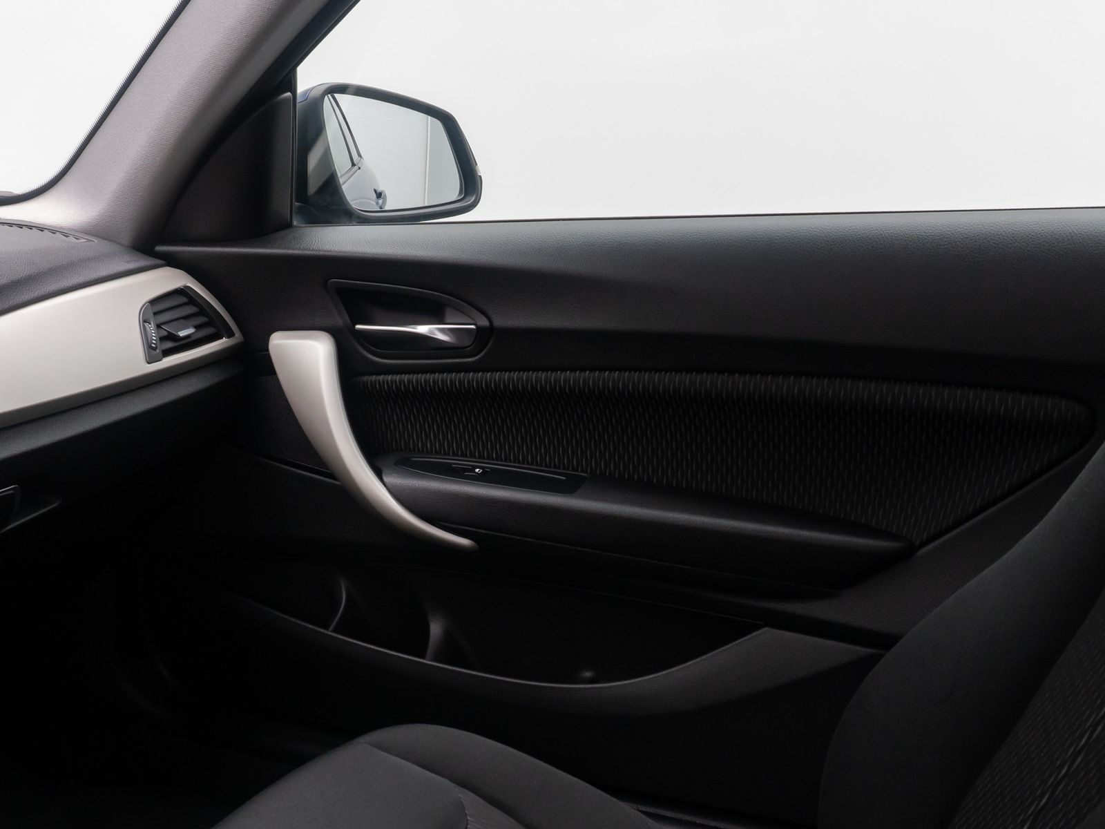 Fahrzeugabbildung BMW 116i Advantage Geschwindigreg PDC Sitzhzng Klima