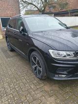 Volkswagen Sofort Losfahren.. Tiguan 1.4 TSI ACT DSG SOUND - VW Tiguan von privat