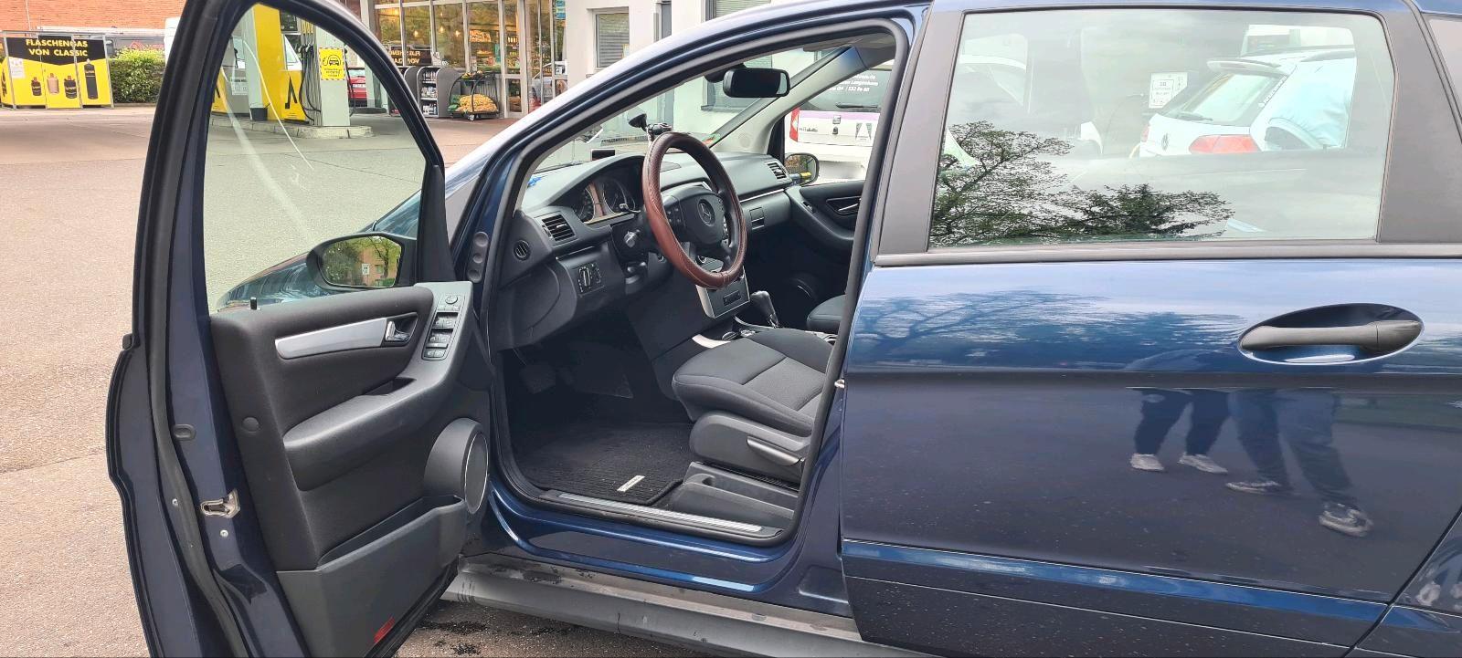 Mercedes-Benz B150 2008 — photo 7
