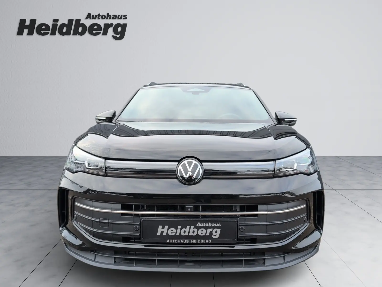 Volkswagen Tiguan 1.5 eTSI Goal AHK IQ-Matrix 360K ACC 18"
