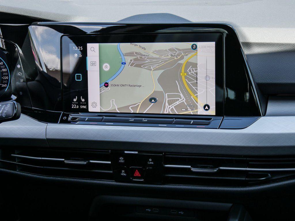 Volkswagen Golf VIII Variant 1.0 TSI Life AHK STHZG Navi AC, миниатюра 8