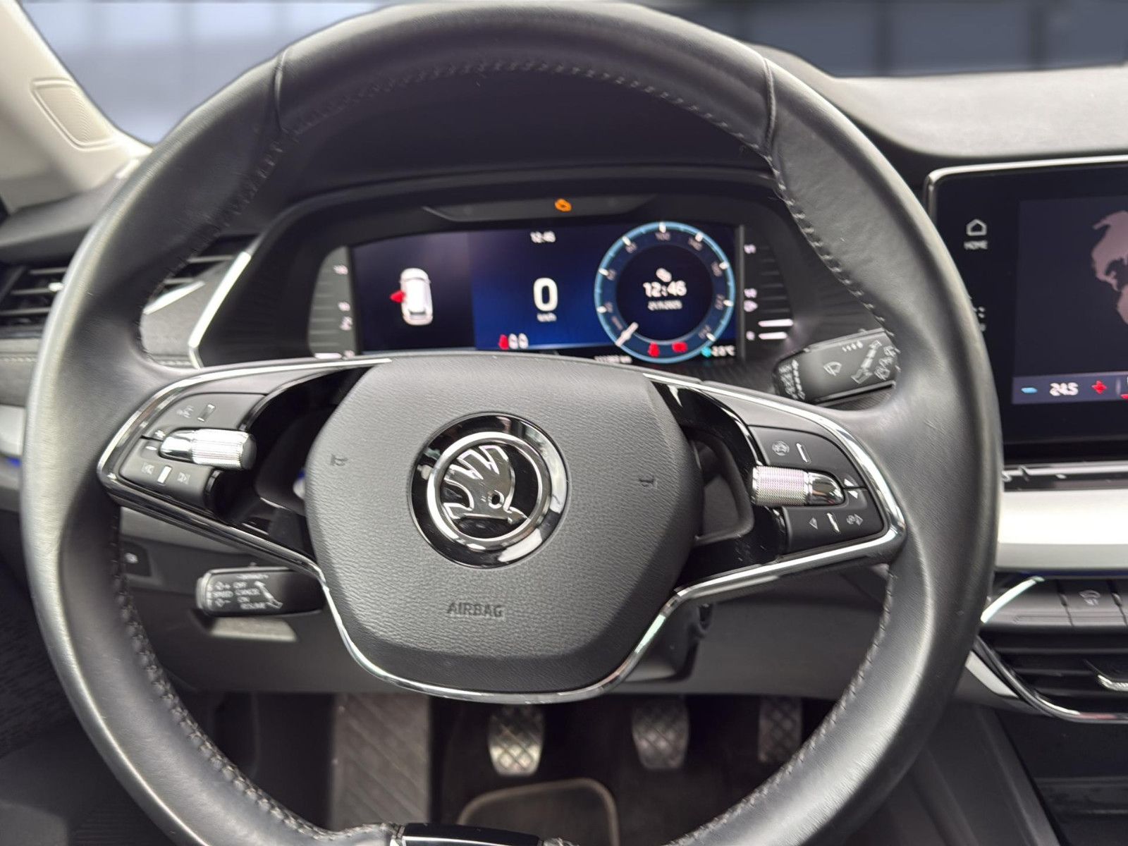 Fahrzeugabbildung SKODA Octavia Combi Style/ AHK / unfallfrei