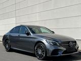 Mercedes-Benz C 300 de Aut. AMG Digital Tacho Pano Ambiente - Hybrid (Diesel/Elektro): Alcantara, Panorama-Dach, Limousine