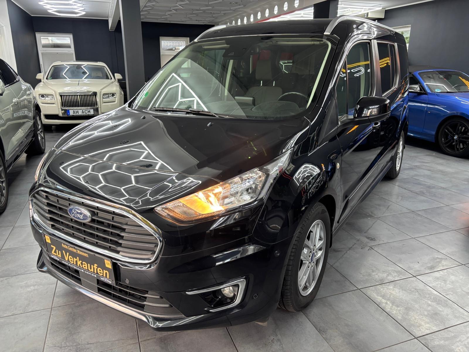 Ford Grand Tourneo Connect Titanium *Navi*Sync*PDC