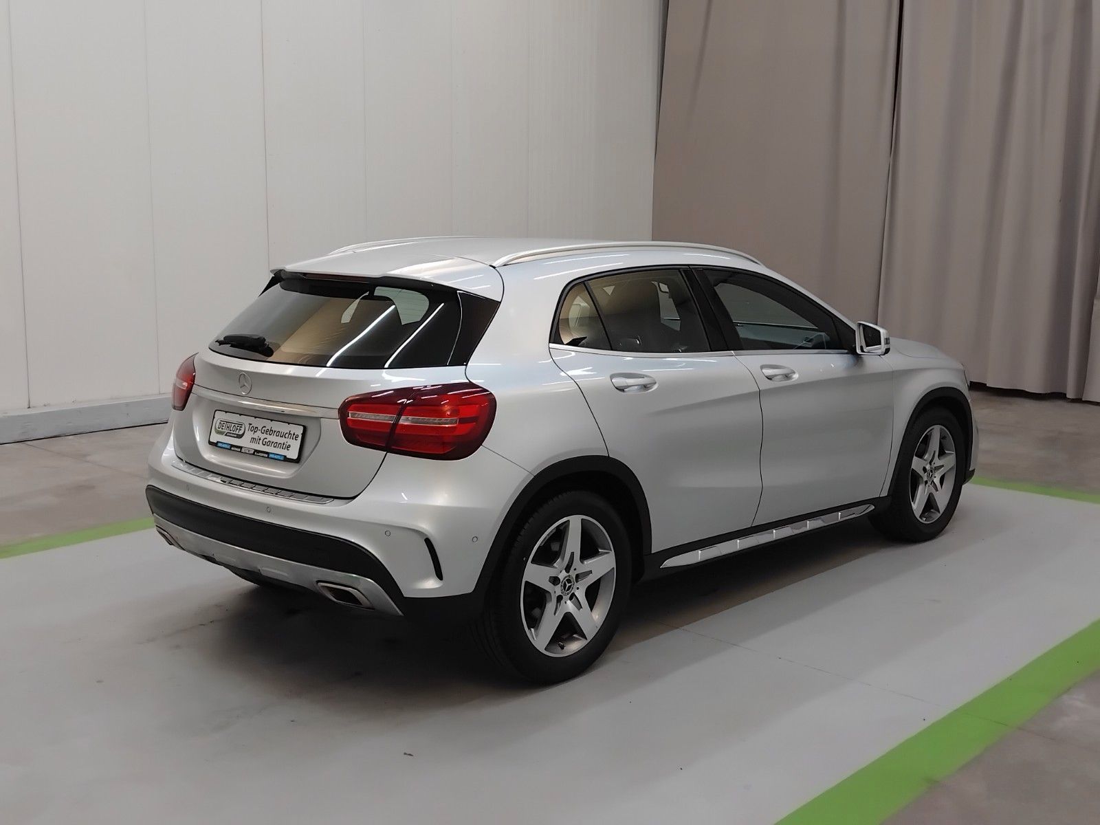 Mercedes-Benz GLA 200 (01/2020, Benzin)