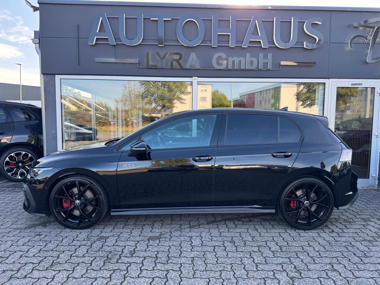Volkswagen Golf 8 GTI DSG*MATRIX*NAVI*PANO*KAMERA*HUD* imagem 3