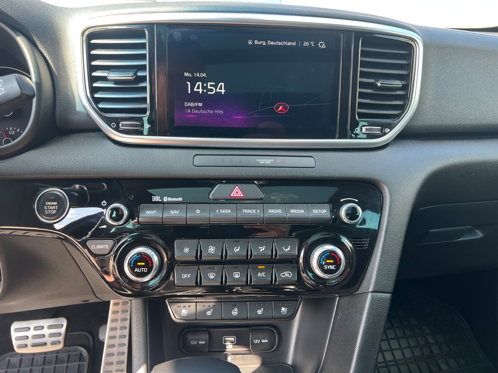 Fahrzeugabbildung Kia Sportage 1.6 T-GDI AWD DCT GT LINE