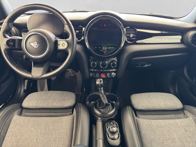 Fahrzeugabbildung MINI Cooper S Cabrio Classic Trim LED+Navi+CarPlay