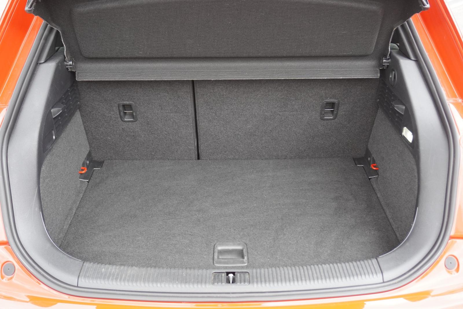 Audi A1 1.0 TFSI ultra sport Bi-Xenon Bose PDC USB