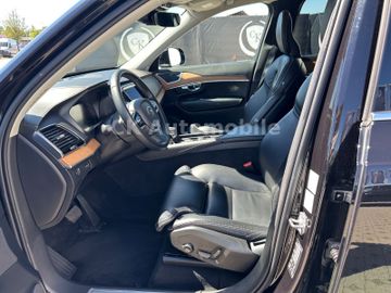 Volvo XC90 - 11