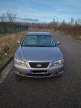 Hyundai Wird noch gefahren. - Hyundai SONATA Gebrauchtwagen