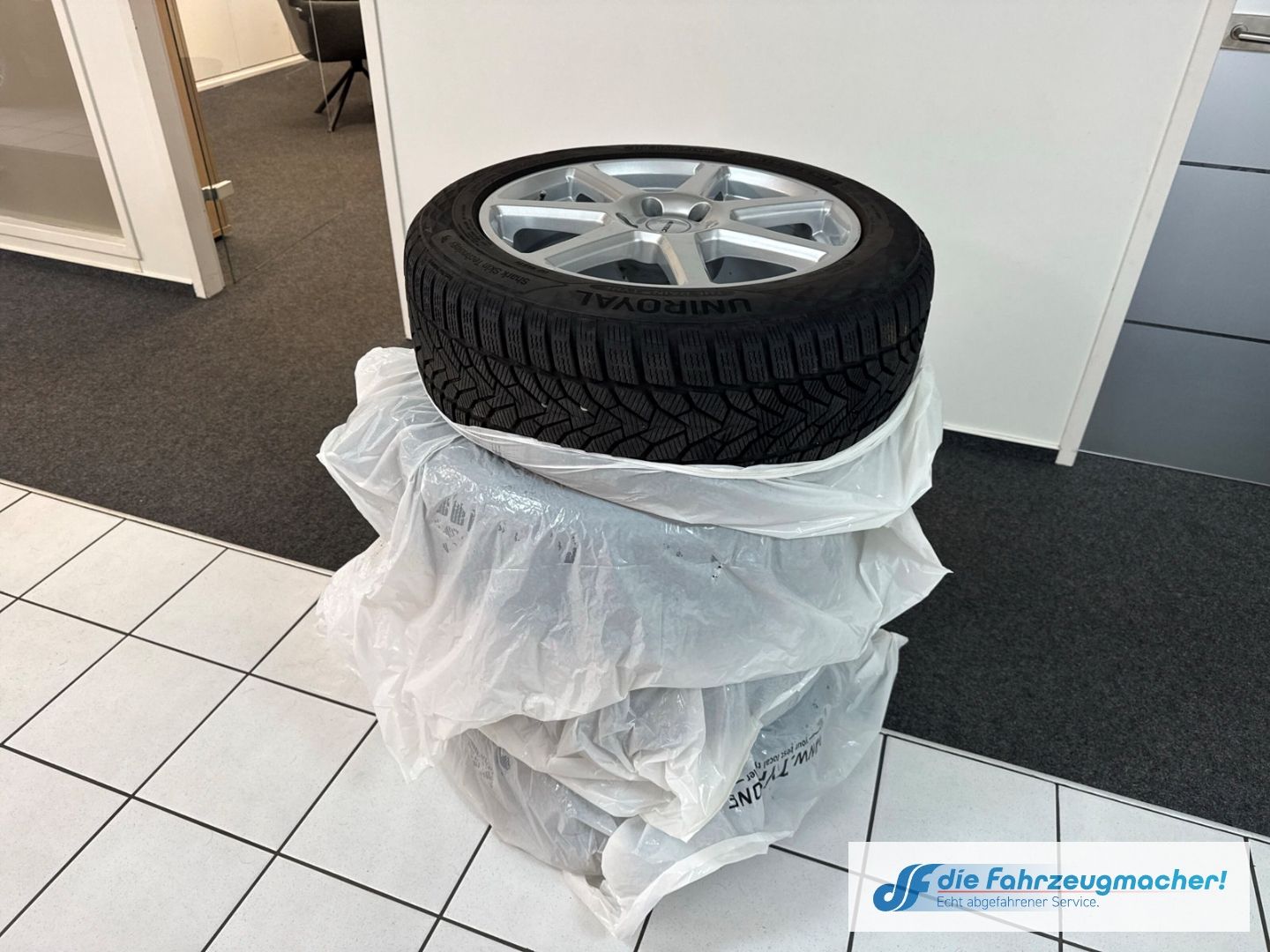 Fahrzeugabbildung Audi A6 Avant 50 TFSI e quattro 2.0 Kamera Digi Cockp