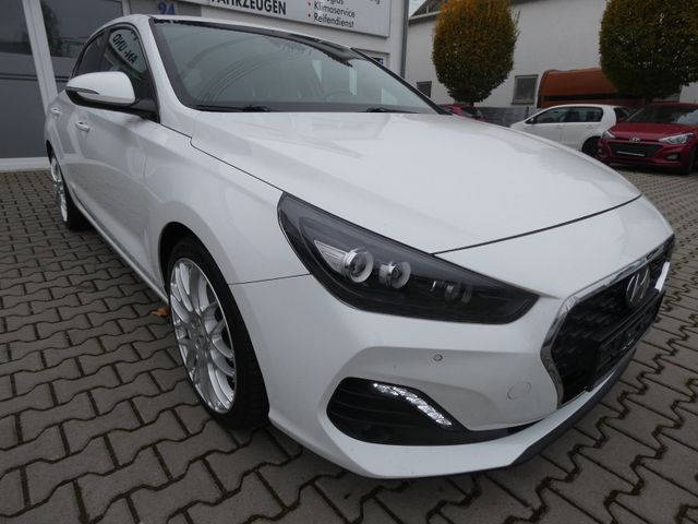 Hyundai i30 Fastback Premium