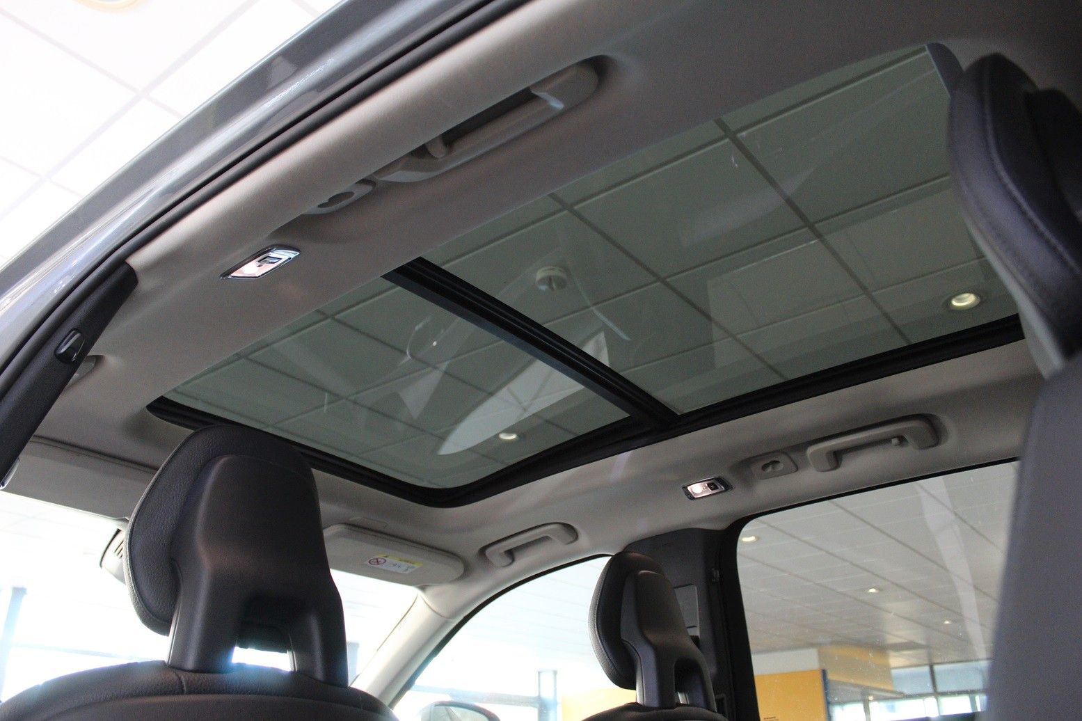 Fahrzeugabbildung Volvo XC90 Momentum Pro  AWD/4xSHZ/LHZ/PANO/LEDER/HUD